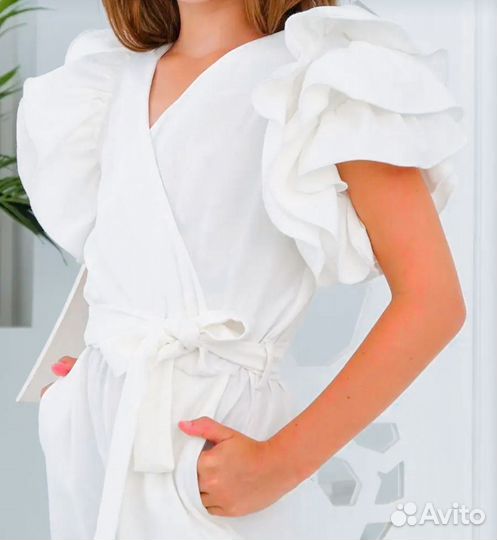 Комбинезон на девочку нарядный