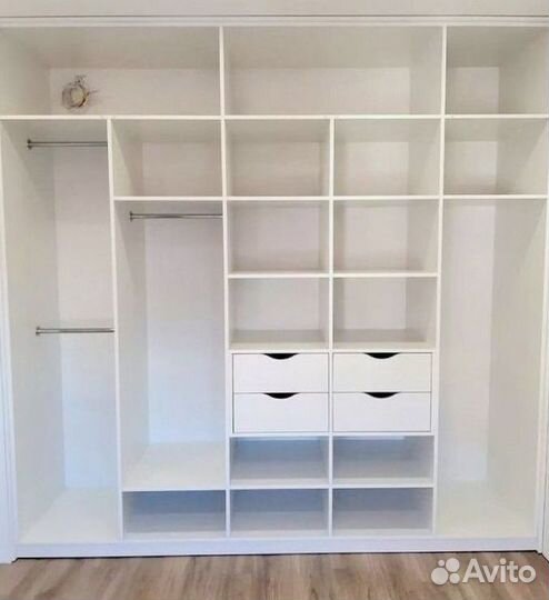 Шкаф распашной в стиле IKEA