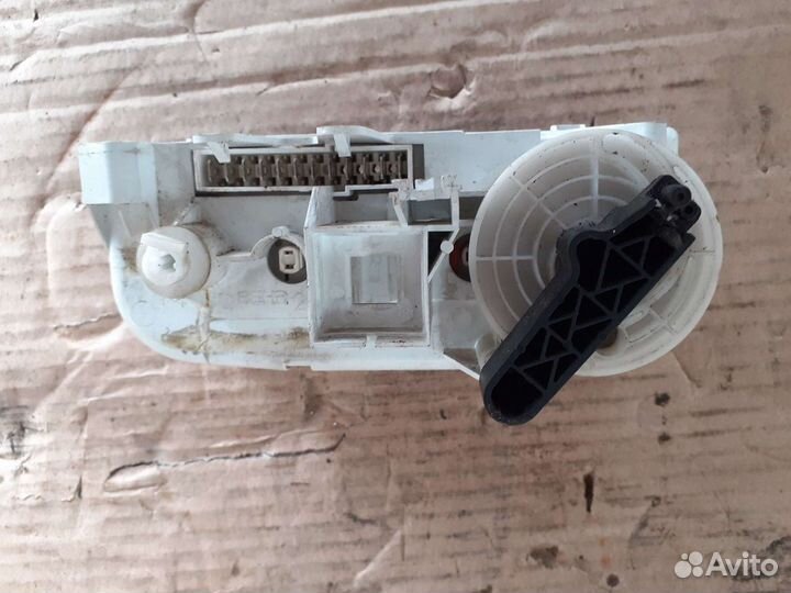 Блок управления печкой Опель Мерива A