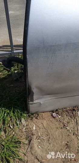 Дверь задняя левая renault duster