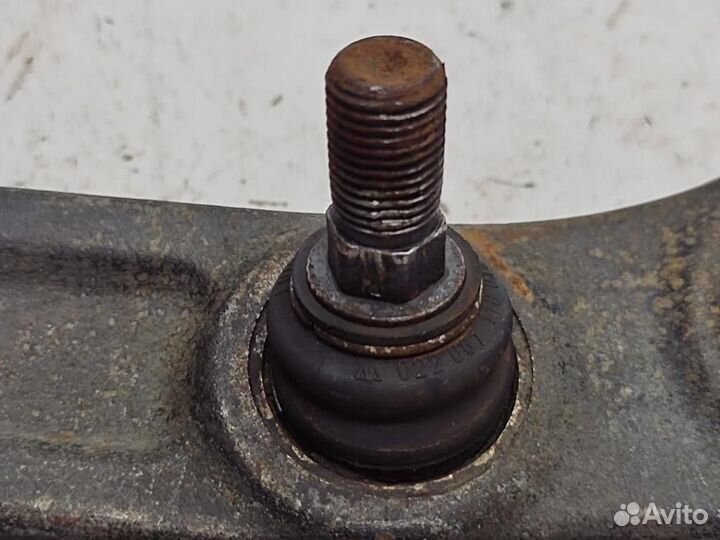 Рычаг передний нижний левый w211 E-class 642.92