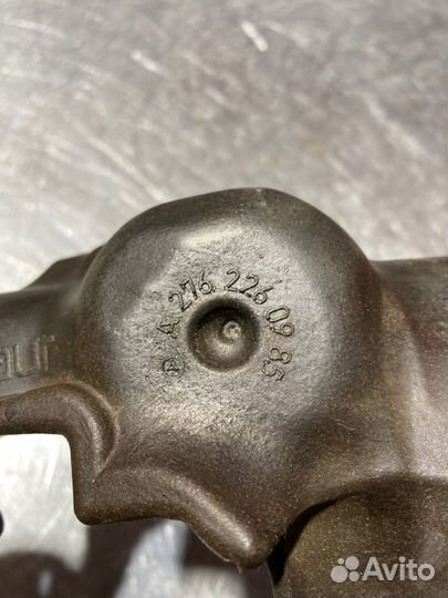 Кожух(изолятор) Mercedes S-Class W221 M276 3.5I