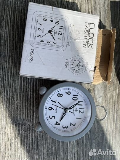 Часы будильник