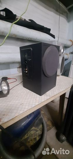 Колонка сабвуфер