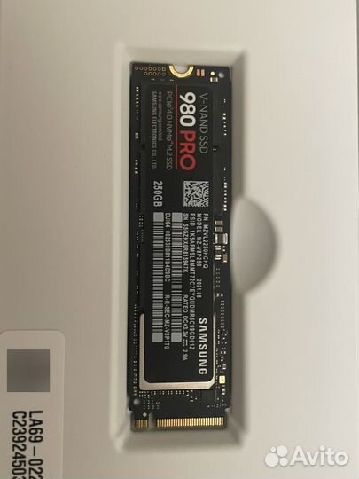 250 гб SSD M.2 накопитель Samsung 980 PRO