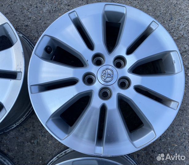 Диски литые 5x114,3 r17 Toyota