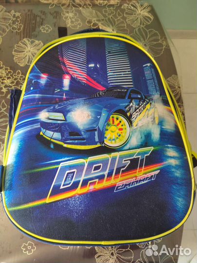 Школьный рюкзак, ранец. Начальная школа