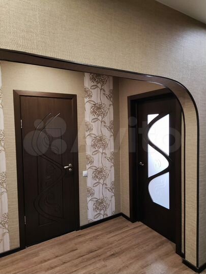 4-к. квартира, 92 м², 1/12 эт.