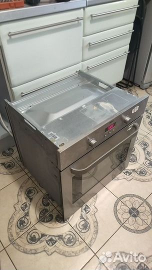 Духовой шкаф zanussi zob 482x бу