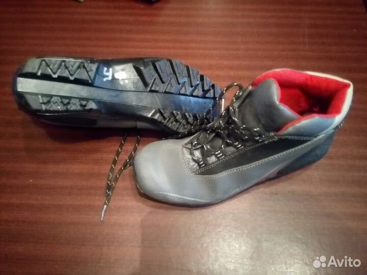 Ботинки лыжные 38 SNS