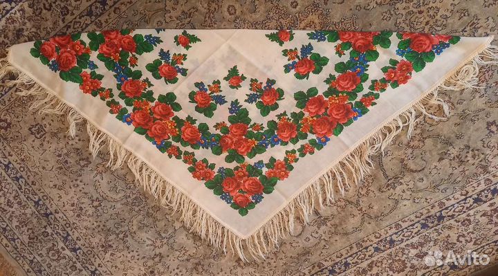 Павловопосадский платок, шерсть (Новый)