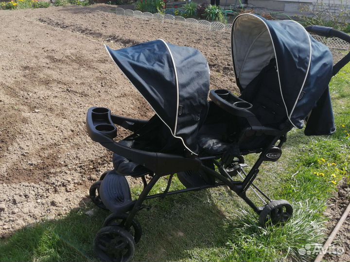 Прогулочная коляска для двойни