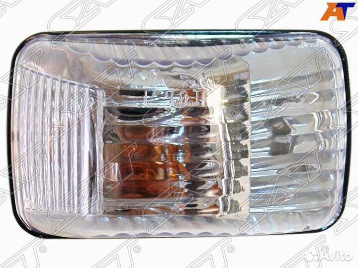 Повторитель поворота правый в дверь Isuzu Elf