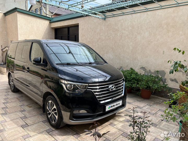 Hyundai Grand Starex 2.5 AT, 2018, 53 000 км