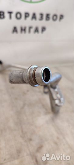 Трубка кондиционера Nissan Juke F15E HR16DE 2012