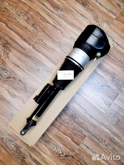 Бмв 7-серия пневмостойка с RWD 37106874588