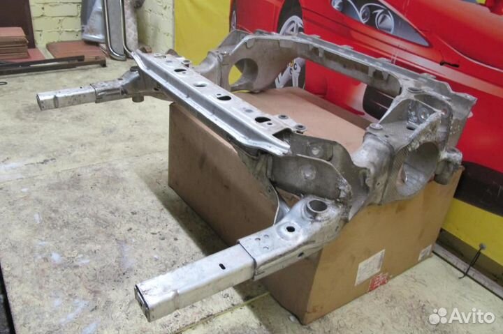 Mercedes Benz GLC x253 2015- подрамник передний