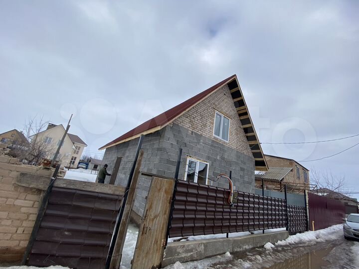 Дом 100 м² на участке 5 сот.