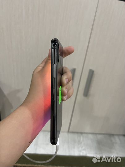 iPhone X, 64 ГБ