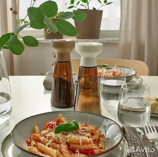 Halvtom IKEA мельница,2 шт