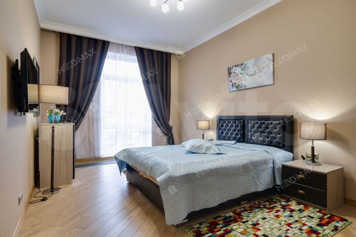 3-к. квартира, 93 м², 5/9 эт.