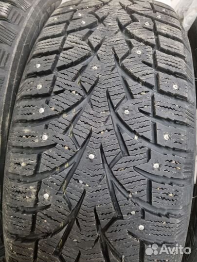 Toyo Observe G3-Ice 215/60 R17 100T