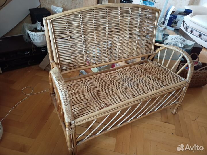 Набор натуальной плетёной мебели на балкон/лоджию