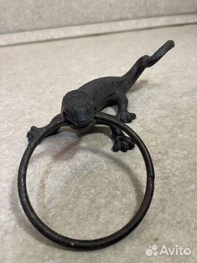 Дверная ручка