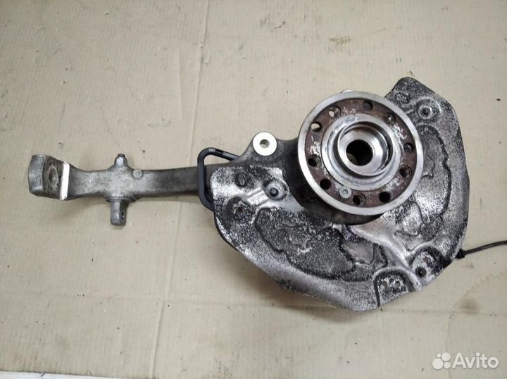 Кулак поворотный передний левый w253 GLC-class