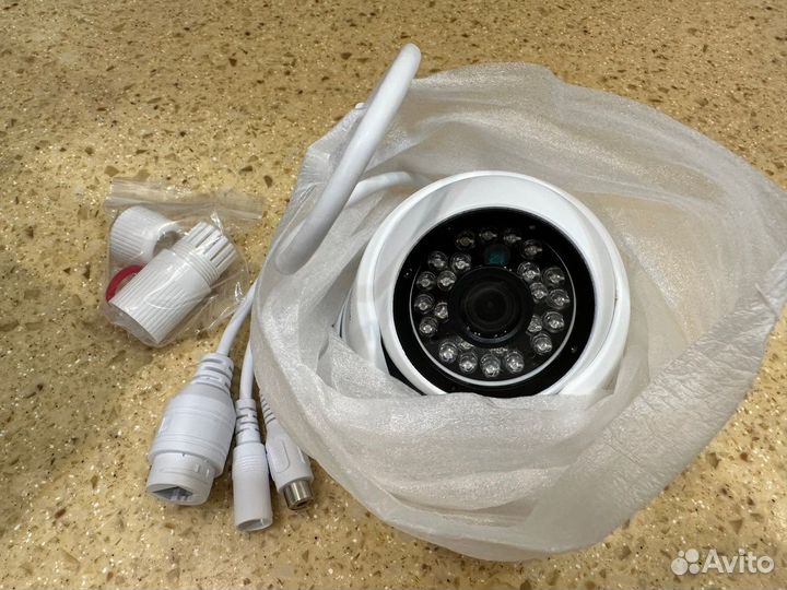 Купольная FullHD IP-видеокамера новая