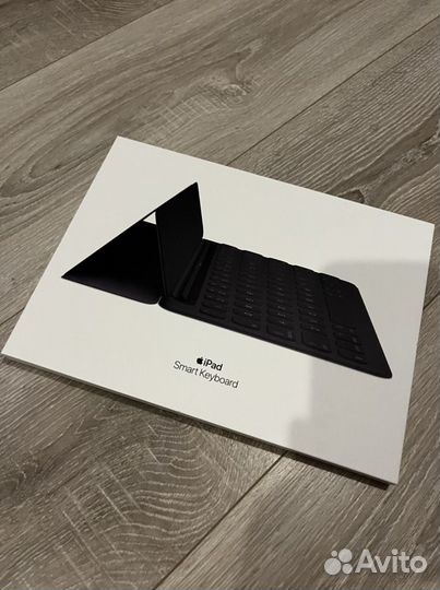 iPad SMART Keyboard
