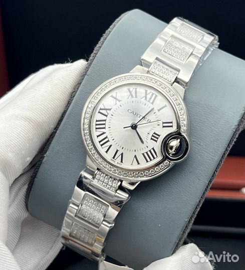 Женские часы Картьe Ballon Bleu De Cartier