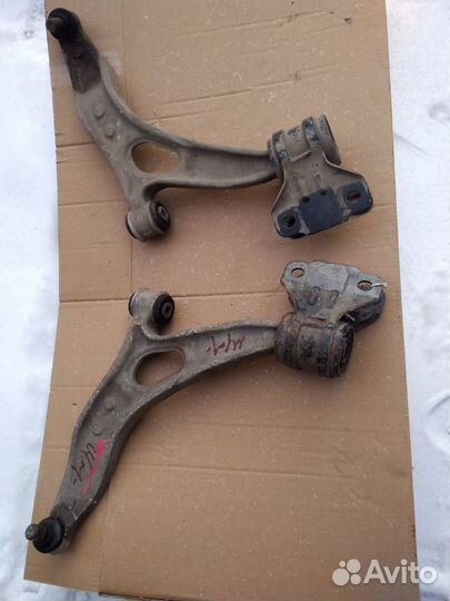 Ford Focus 3 рычаг