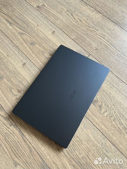 Ноутбук MSI Preatige 14Evo A12M