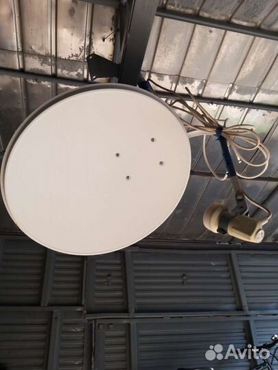 Антенна спутниковая