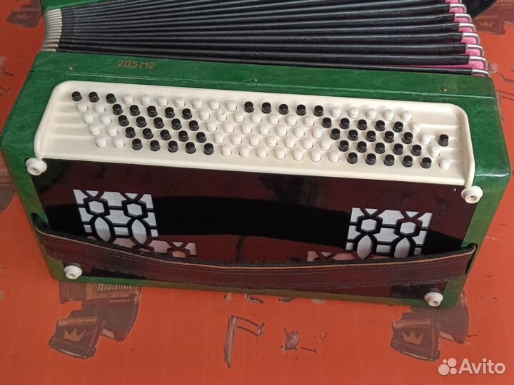 Баян Этюд 205м2 новый, в футляре