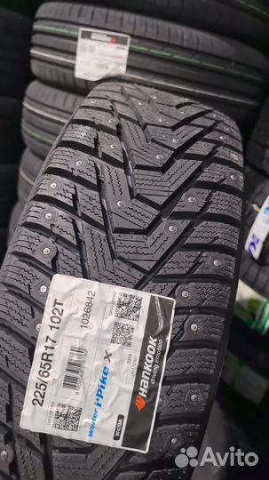 Hankook Winter i'Pike X W429A 225/65 R17 102T