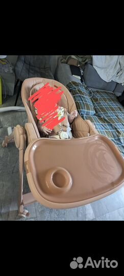 Стульчик для кормления Happy Baby Berny Lux New