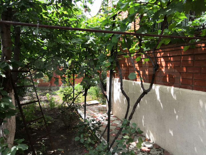 Дом 406 м² на участке 5 сот.