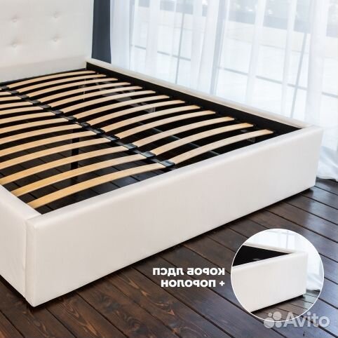 Кровать с матрасом