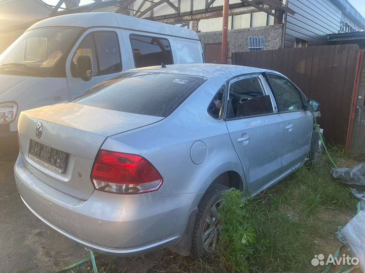 Дверь задняя правая. Фольксваген polo