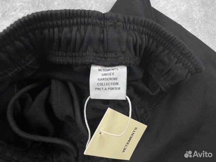 Vetements Logo шорты (в наличии)