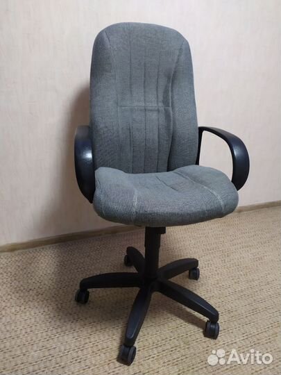 Компьютерное кресло