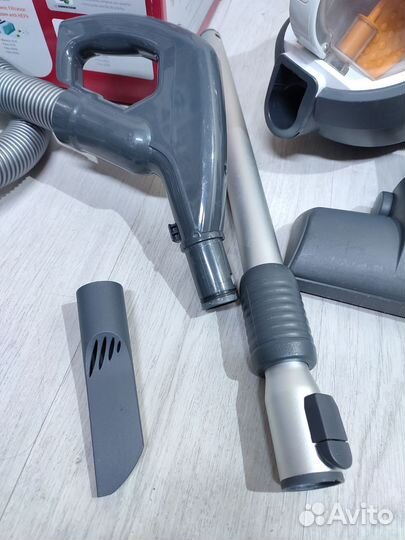 Пылесос LG Kompressor VC73188nelr