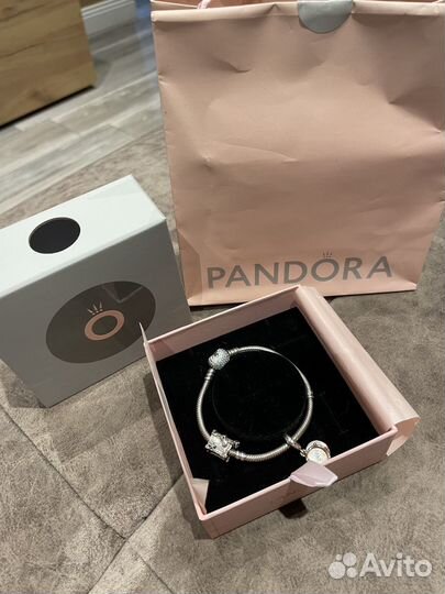 Браслет+ 2 шарма Pandora