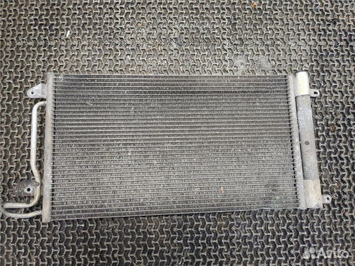 Радиатор кондиционера Seat Ibiza 4, 2013