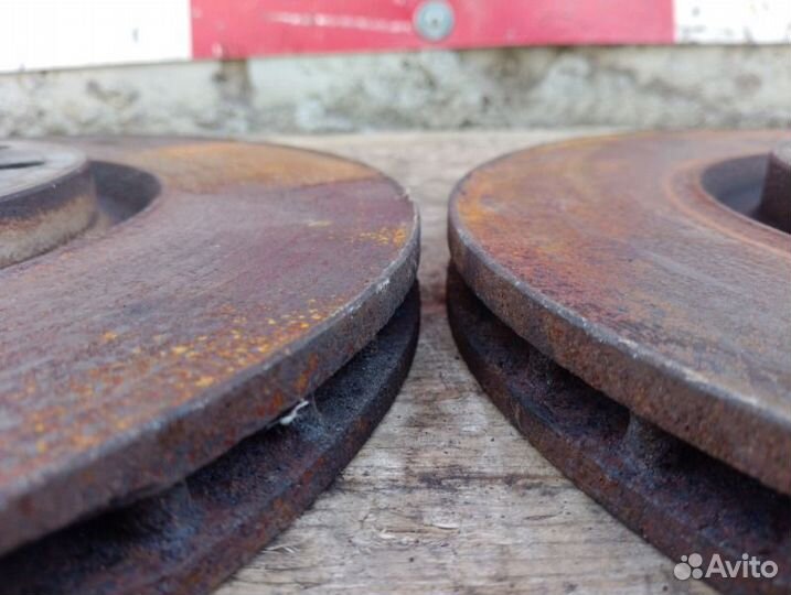 Диски тормозные передние Peugeot 308 I