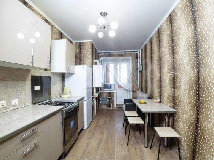 2-к. квартира, 60 м², 5/10 эт.