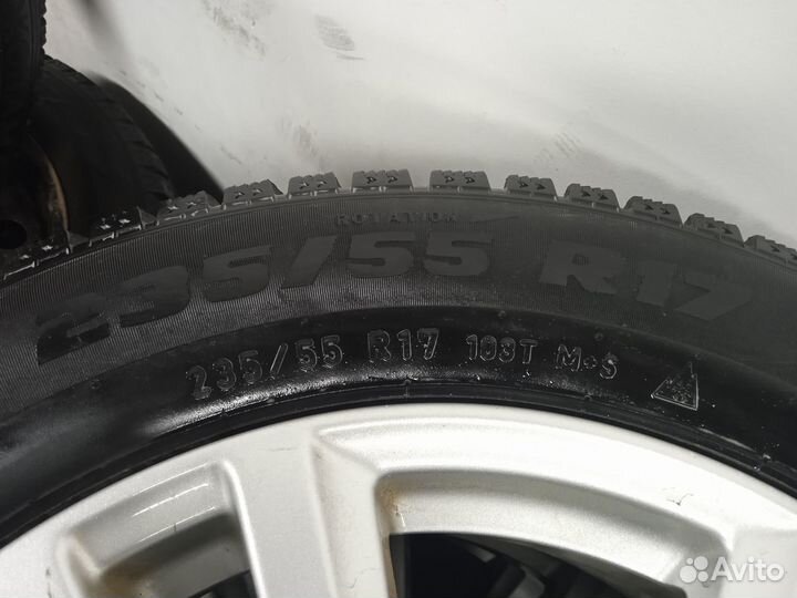 Pirelli Formula Ice 235/55 R17