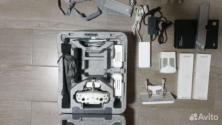 Квадрокоптер dji phantom 4